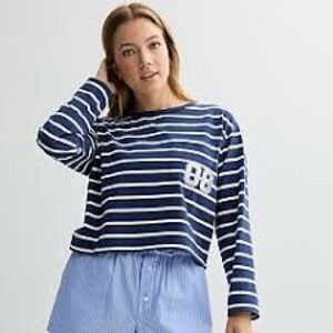 NEW Madden Girl Navy and White Striped Long Sleeve‎ Top
